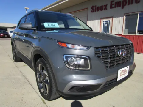 Another view of 2025 HYUNDAI Venue SEL for sale in Tea, SD at Sioux Empire Automotive