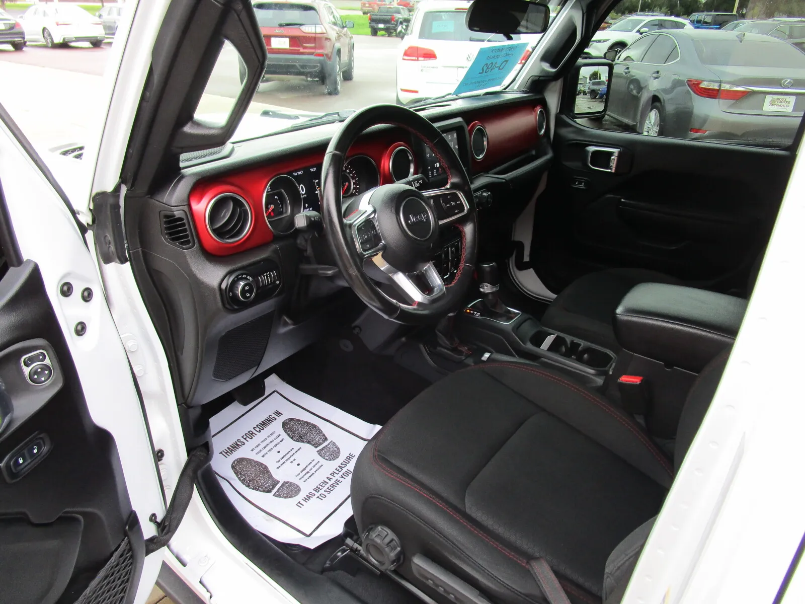 Jeep Gladiator photo 11