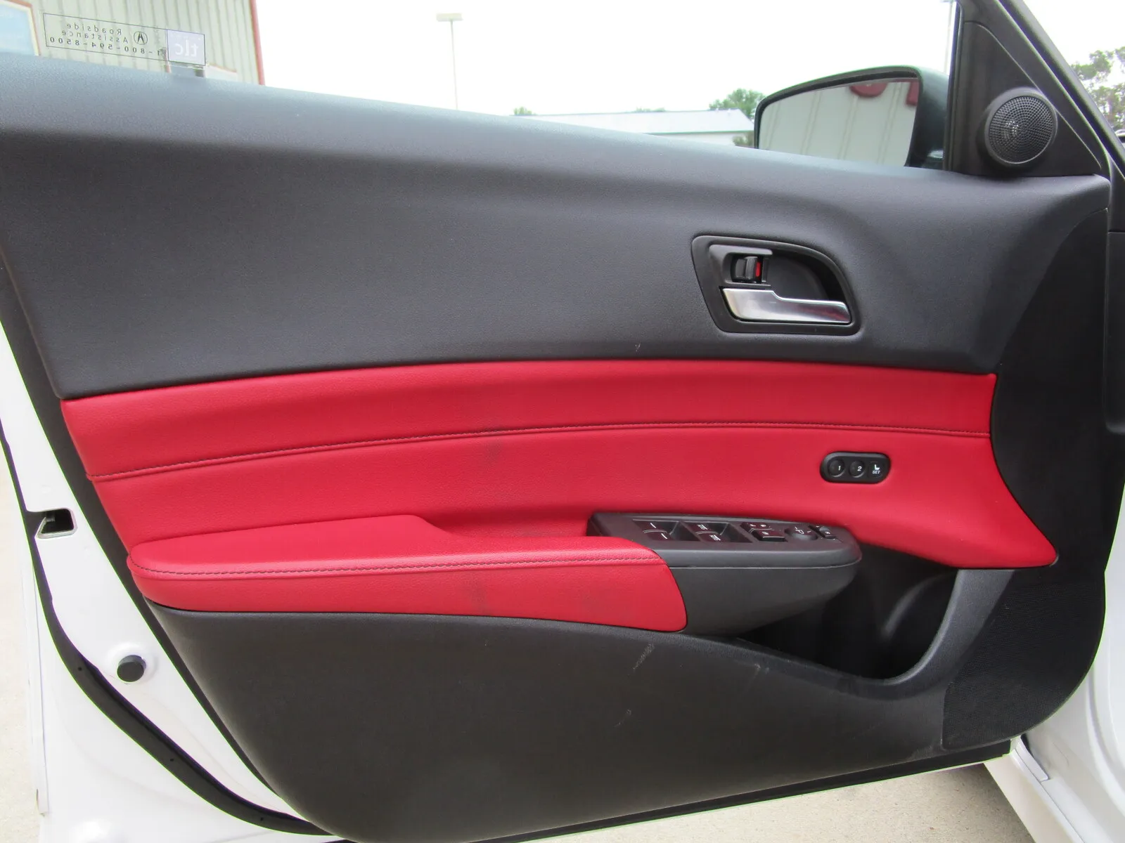 Acura ILX photo 11