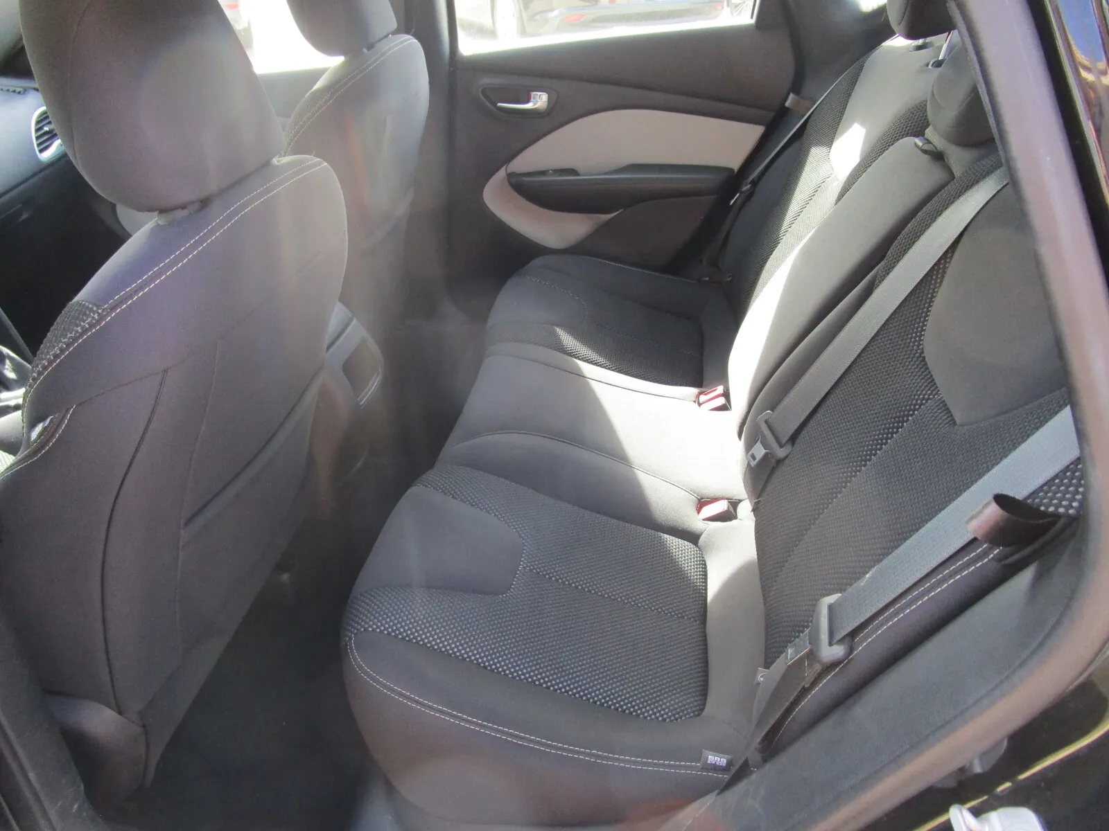 Dodge Dart photo 18