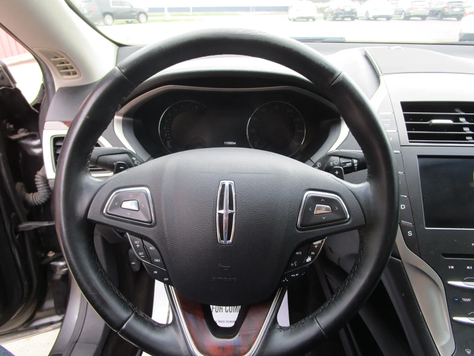 Lincoln MKZ photo 13