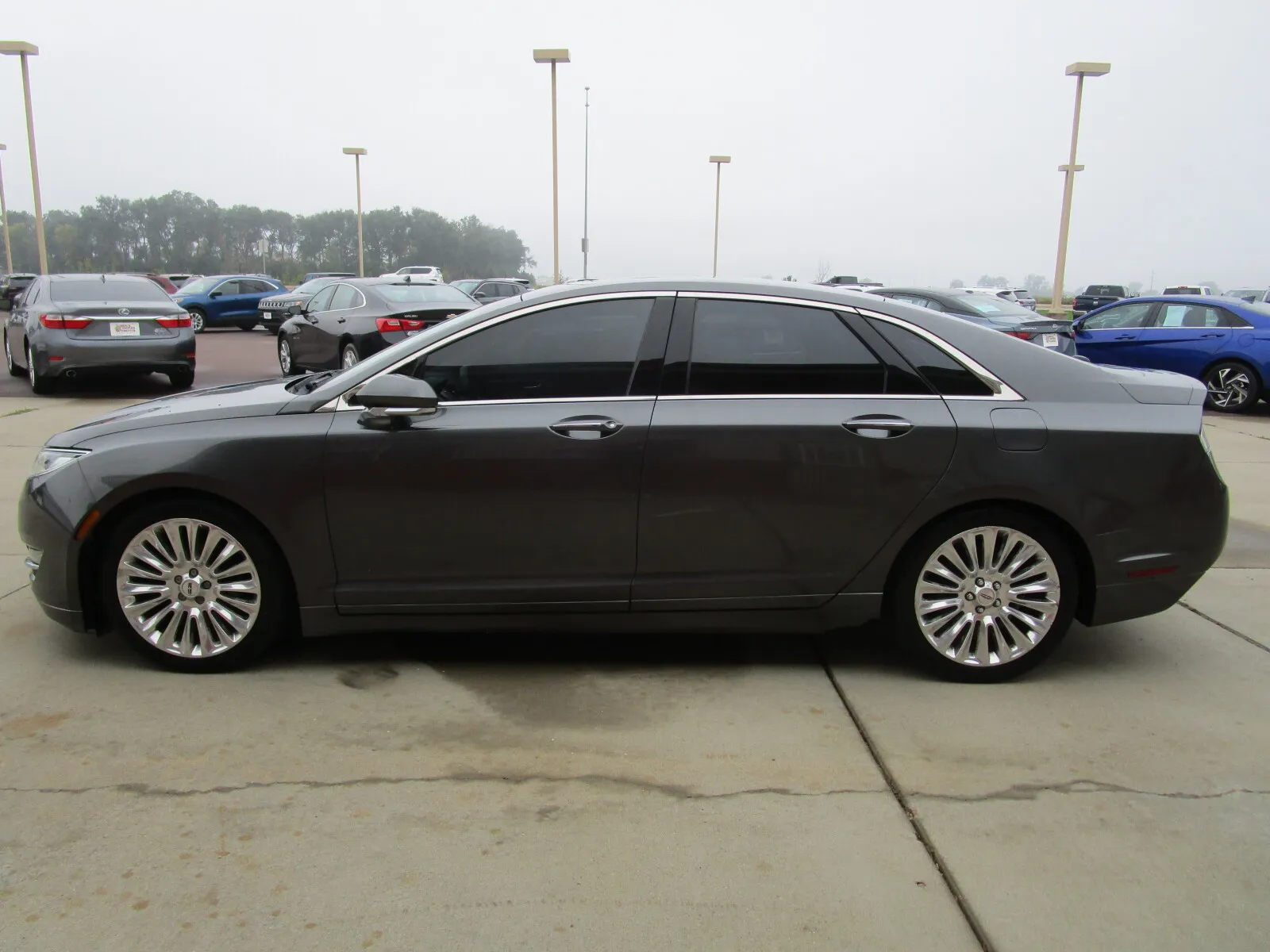 Lincoln MKZ photo 6
