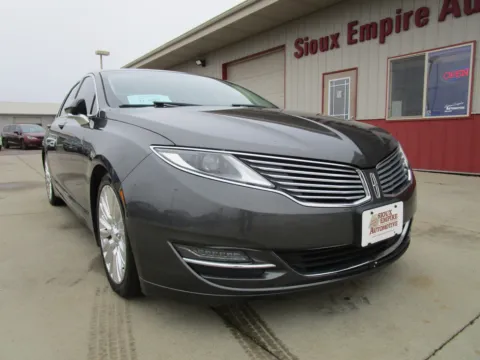 Another view of 2015 LINCOLN MKZ for sale in Tea, SD at Sioux Empire Automotive