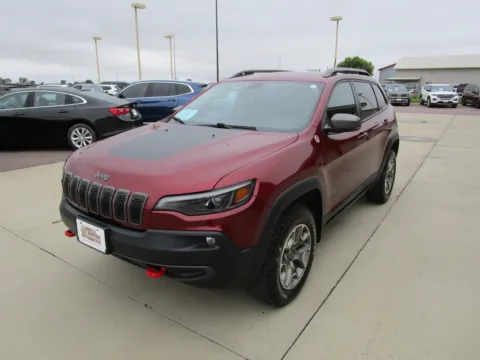 Another view of 2020 JEEP Cherokee Trailhawk for sale in Tea, SD at Sioux Empire Automotive