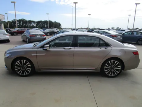 More photos of 2019 LINCOLN CONTINENTAL Select at Sioux Empire Automotive, SD