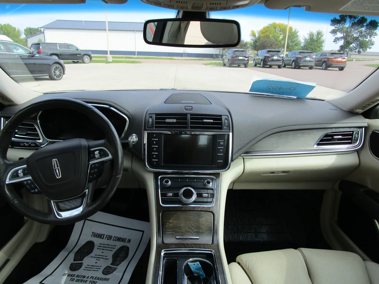 Lincoln Continental photo 25