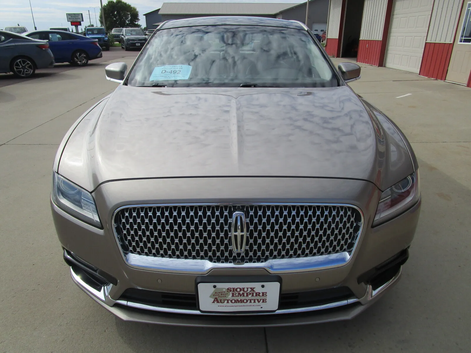 Lincoln Continental photo 2