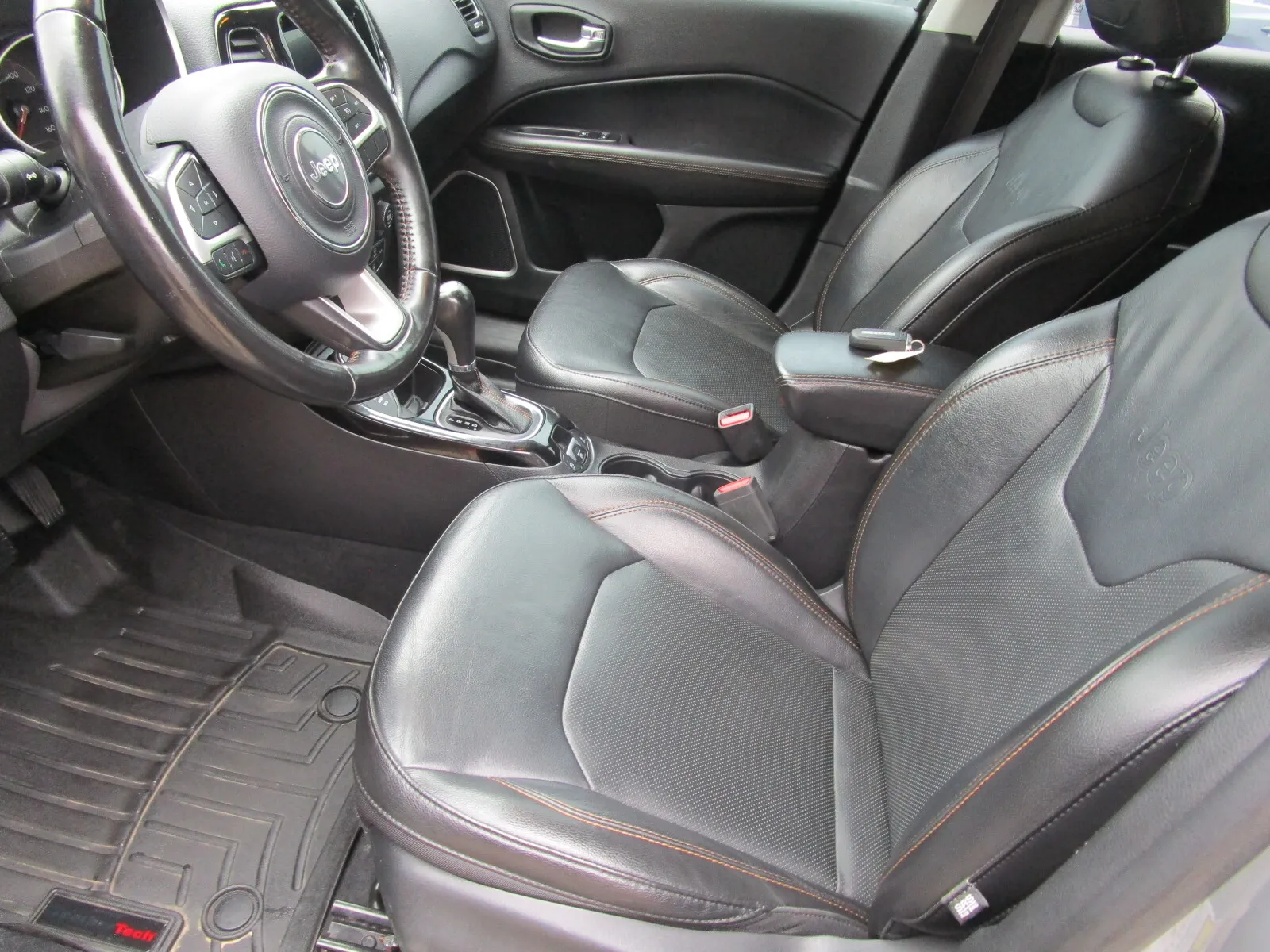 Jeep Compass photo 13