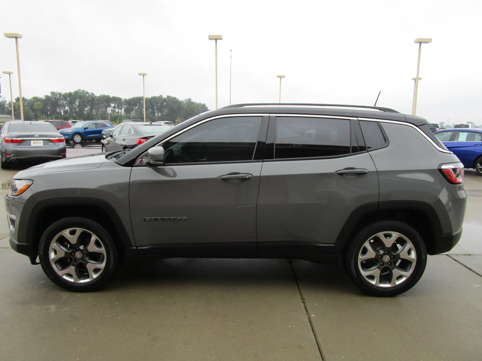 Jeep Compass photo 6
