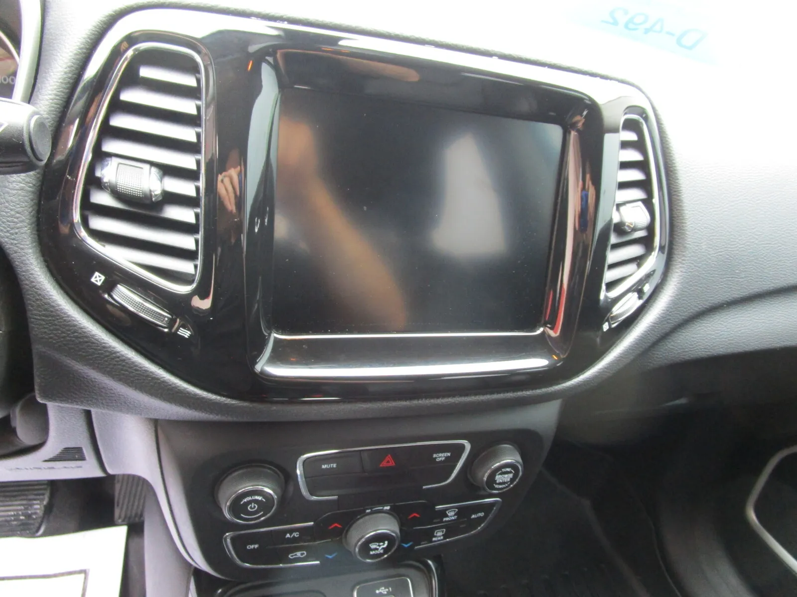 Jeep Compass photo 16