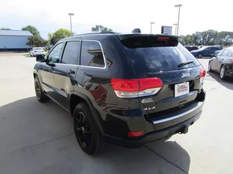 More photos of 2018 JEEP Grand Cherokee Limited at Sioux Empire Automotive, SD