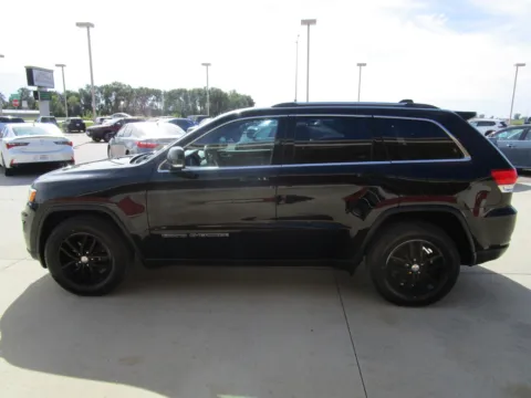 More photos of 2018 JEEP Grand Cherokee Limited at Sioux Empire Automotive, SD