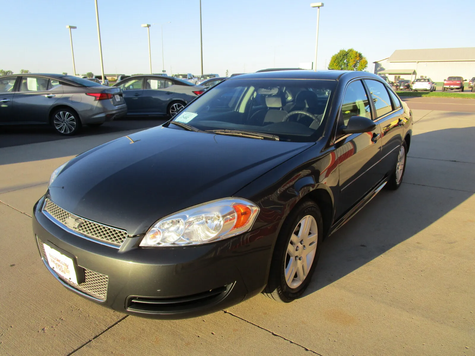 Chevrolet Impala Limited photo 3