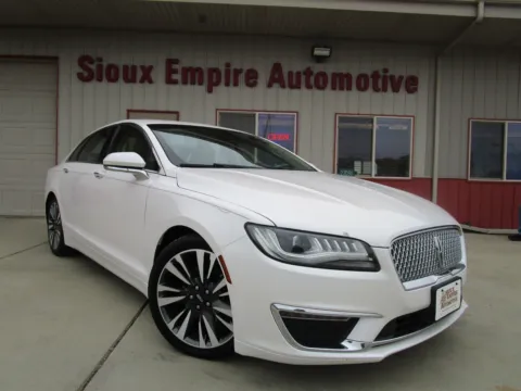 White 2017 LINCOLN MKZ Reserve for sale in Tea, SD