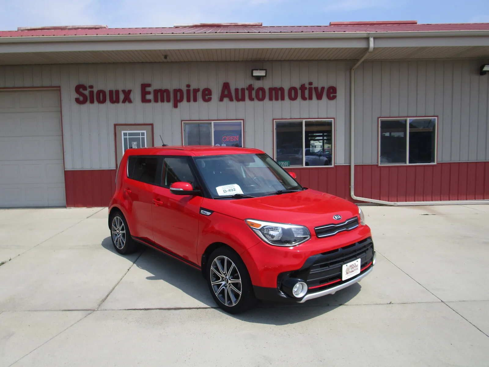 Red 2018 KIA Soul ! for sale in Tea, SD