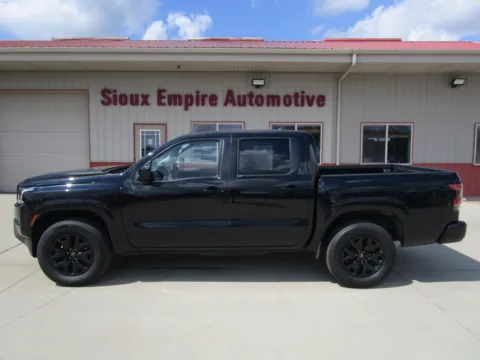 Photos of 2023 NISSAN FRONTIER SV for sale in Tea, SD at Sioux Empire Automotive