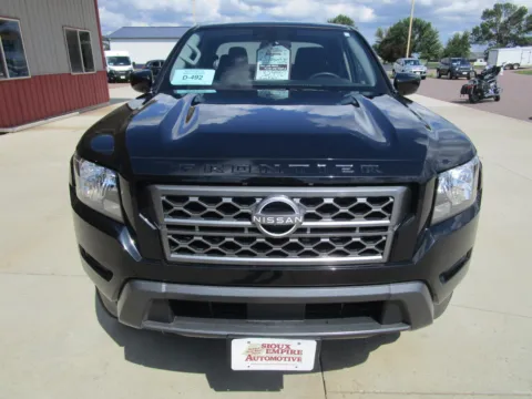 More photos of 2023 NISSAN FRONTIER SV at Sioux Empire Automotive, SD