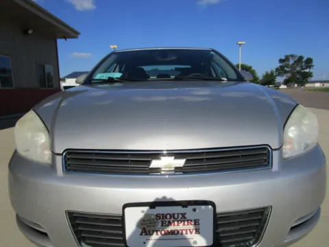More photos of 2007 CHEVROLET Impala LT at Sioux Empire Automotive, SD
