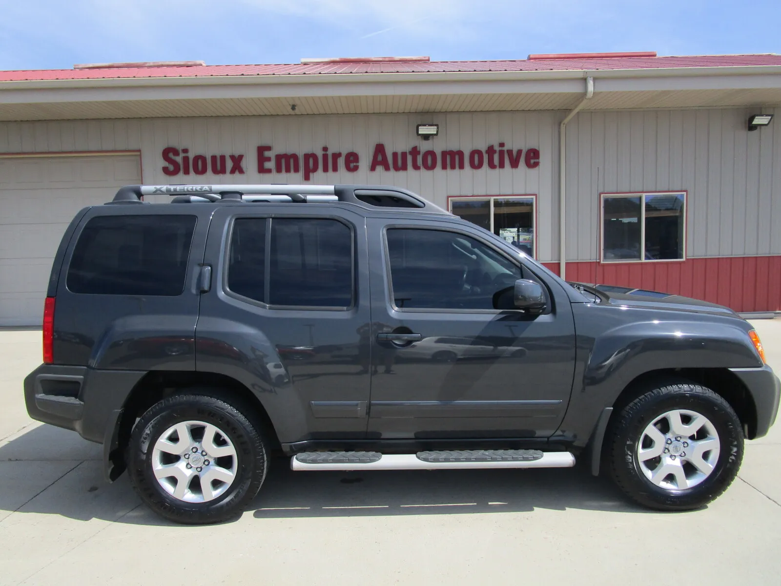 More photos of 2010 NISSAN Xterra S at Sioux Empire Automotive, SD