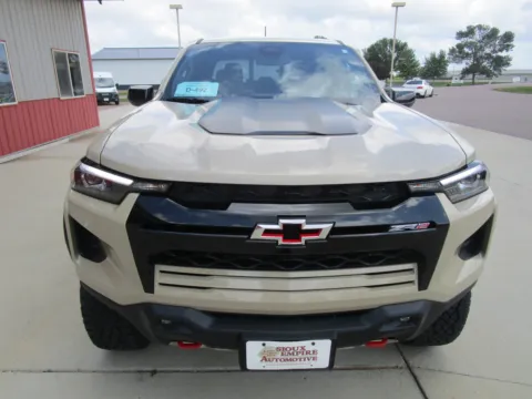 More photos of 2023 CHEVROLET Colorado ZR2 at Sioux Empire Automotive, SD