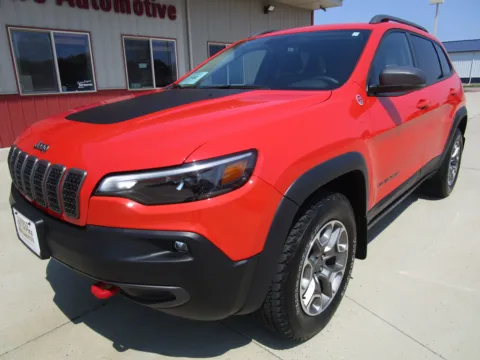 Another view of 2021 JEEP CHEROKEE Trailhawk for sale in Tea, SD at Sioux Empire Automotive
