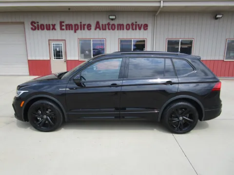 Photos of 2023 VOLKSWAGEN Tiguan SE for sale in Tea, SD at Sioux Empire Automotive