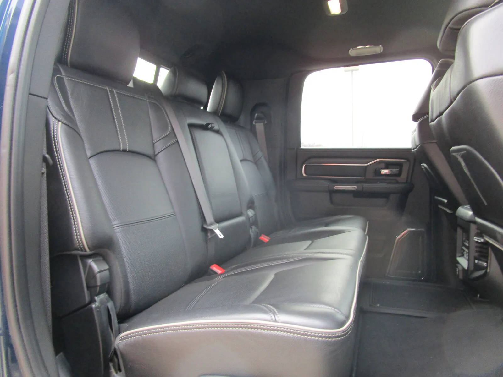 2022 RAM Ram 2500 Pickup Laramie Limited - Photo 18