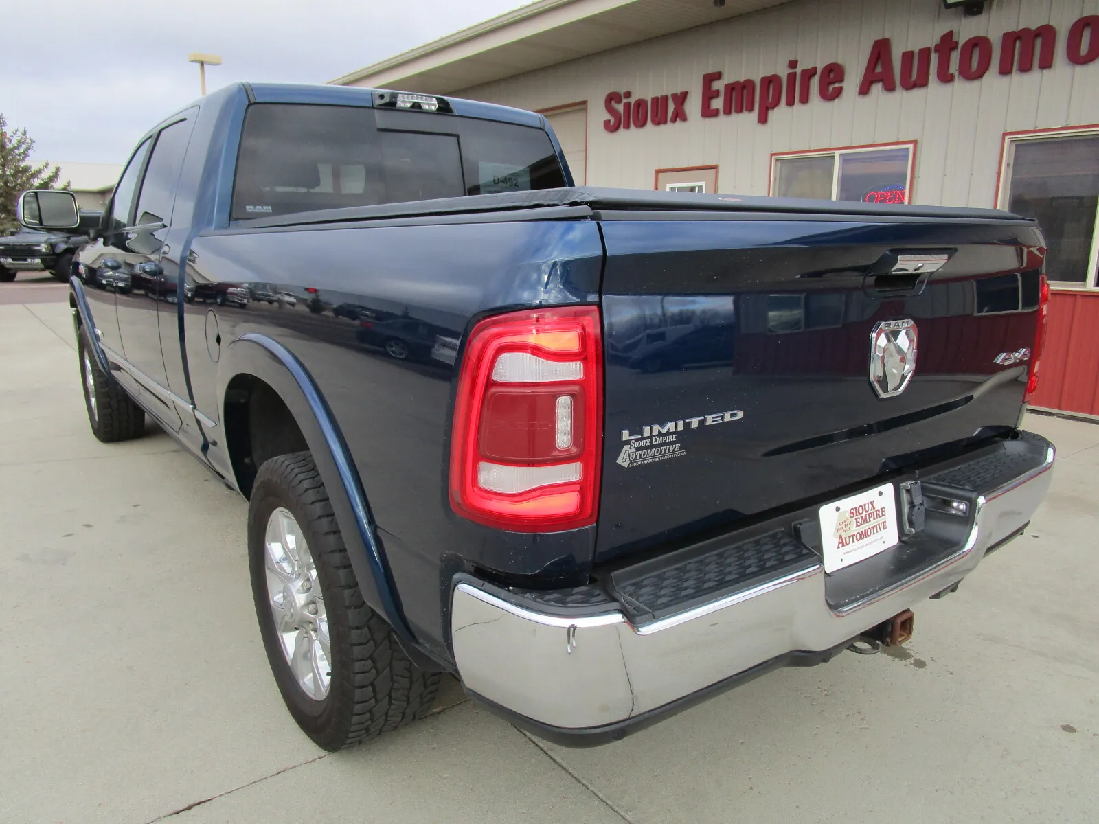 2022 RAM Ram 2500 Pickup Laramie Limited - Photo 8