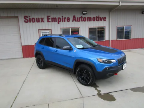 Blue 2019 JEEP CHEROKEE Trailhawk for sale in Tea, SD