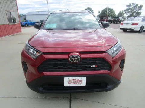 More photos of 2019 TOYOTA RAV4 LE at Sioux Empire Automotive, SD
