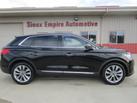 Photos of 2016 LINCOLN MKX Reserve for sale in Tea, SD at Sioux Empire Automotive