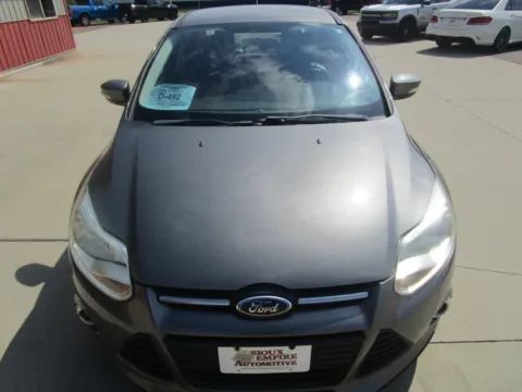 More photos of 2014 FORD Focus SE at Sioux Empire Automotive, SD