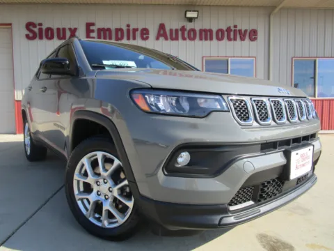 Gray 2023 JEEP COMPASS Latitude L for sale in Tea, SD