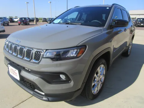 More photos of 2023 JEEP COMPASS Latitude L at Sioux Empire Automotive, SD