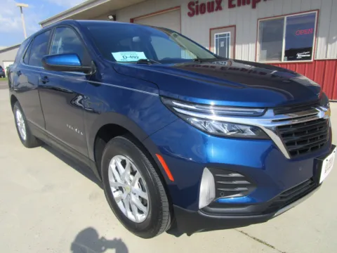 Another view of 2022 CHEVROLET Equinox LT for sale in Tea, SD at Sioux Empire Automotive