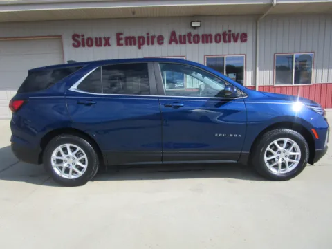 Photos of 2022 CHEVROLET Equinox LT for sale in Tea, SD at Sioux Empire Automotive