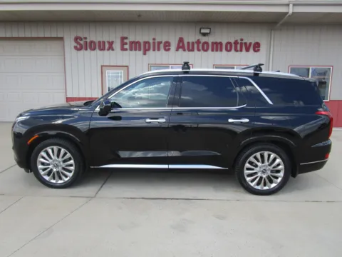 Photos of 2020 HYUNDAI Palisade Limited for sale in Tea, SD at Sioux Empire Automotive