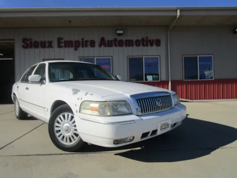 White 2007 MERCURY GRAND MARQUIS LS for sale in Tea, SD