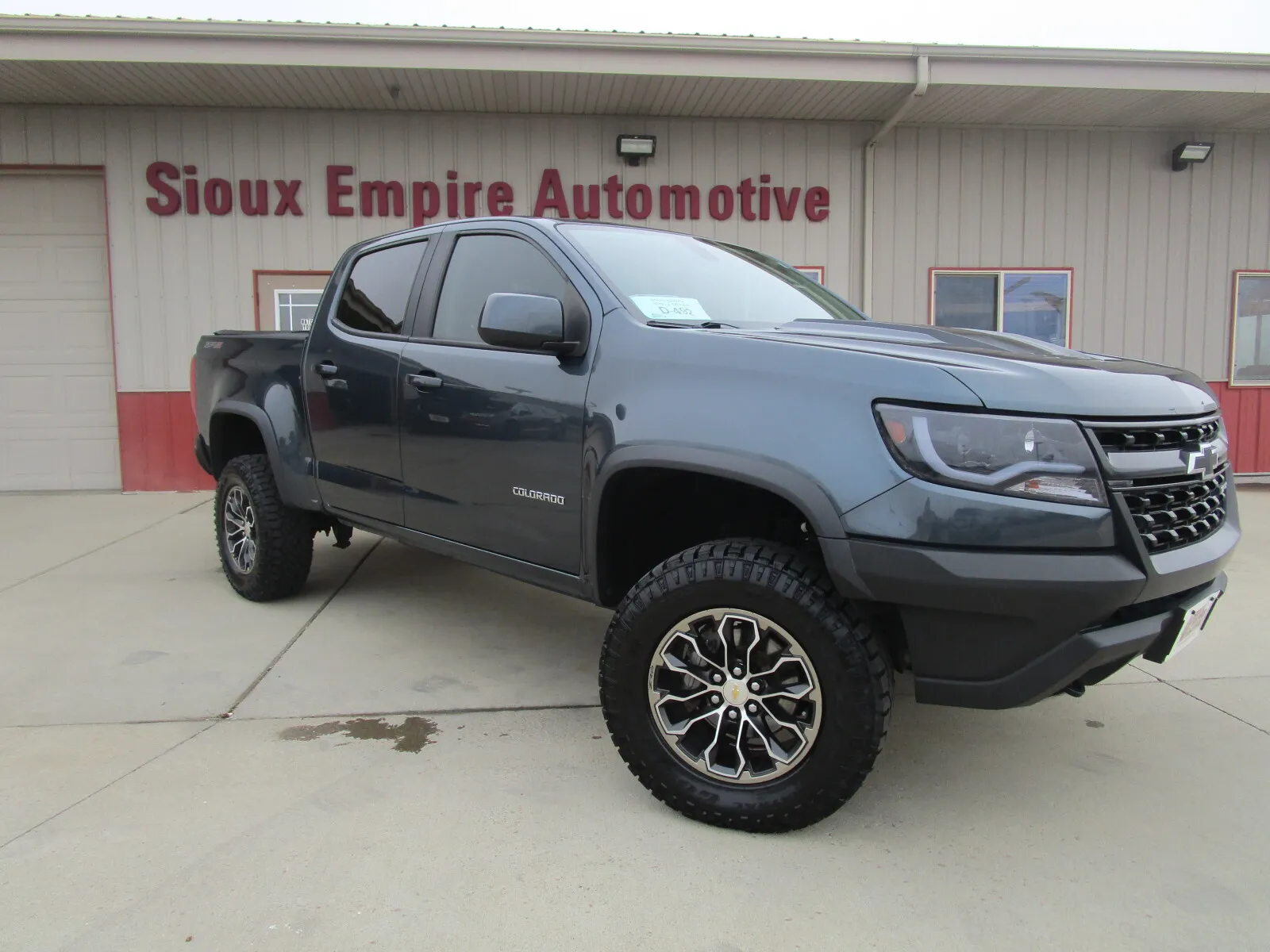 Gray 2019 CHEVROLET Colorado ZR2 for sale in Tea, SD