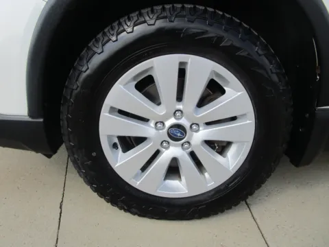 Another view of 2016 SUBARU Outback i Premium for sale in Tea, SD at Sioux Empire Automotive