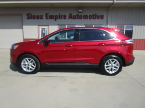 Photos of 2024 FORD Edge SEL for sale in Tea, SD at Sioux Empire Automotive