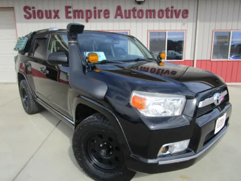 Black 2013 TOYOTA 4RUNNER SR5 for sale in Tea, SD