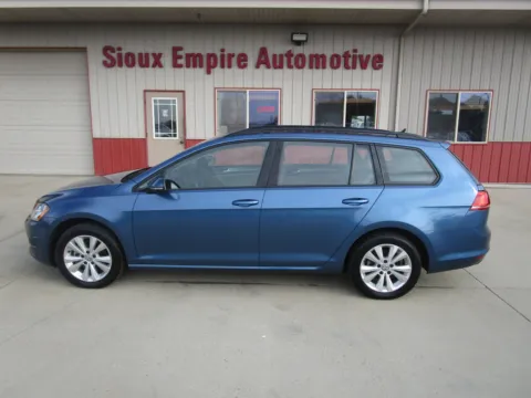Photos of 2017 VOLKSWAGEN GOLF S for sale in Tea, SD at Sioux Empire Automotive