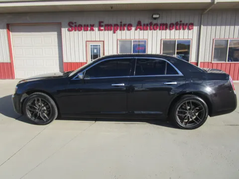 Photos of 2014 CHRYSLER 300 C for sale in Tea, SD at Sioux Empire Automotive