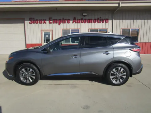 Photos of 2018 NISSAN MURANO SL for sale in Tea, SD at Sioux Empire Automotive