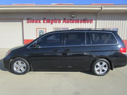 Photos of 2008 HONDA Odyssey Touring for sale in Tea, SD at Sioux Empire Automotive