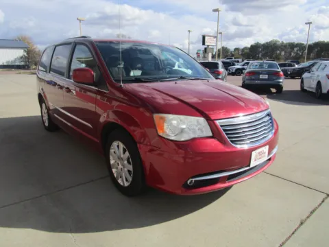 More photos of 2014 CHRYSLER TOWN & COUNTRY Touring at Sioux Empire Automotive, SD