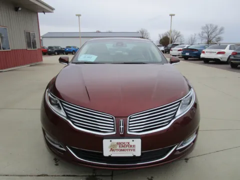 More photos of 2015 LINCOLN MKZ at Sioux Empire Automotive, SD