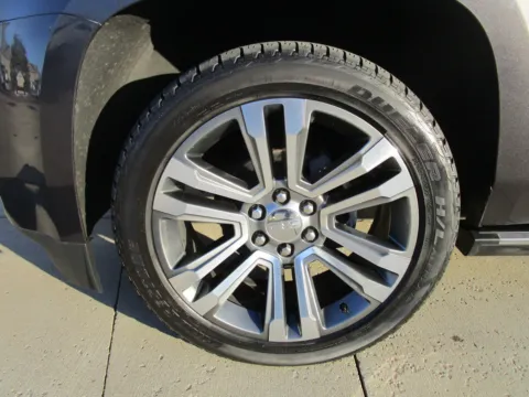 More photos of 2018 GMC YUKON 1500 Denal at Sioux Empire Automotive, SD