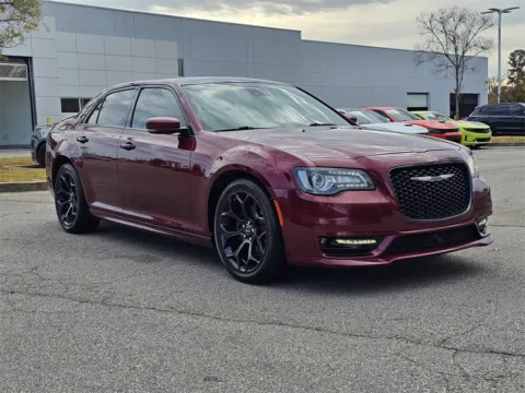 More photos of 2019 Chrysler 300 S at Nissan of LaGrange, GA